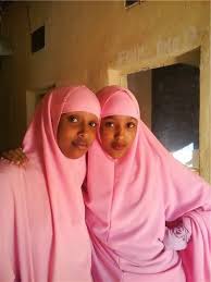 Saaxiibadey markii ey iiga soo wacdey video call. Hablo Somali Wasmo Qoraal Ah Sheeko Galmo Oo Kacsi Leh Ha Akhrin Hadaad