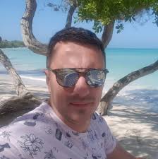 Andrija Milošević hat in nije foto...