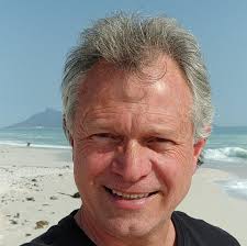 It is with such great sadness that Sodwana bid farewell to Peter Timm &  Adele Stegen from Triton who died in a tragic diving accident off Aliwal  Shoal