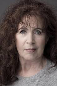 Mimi Carroll's Instagram, Twitter & Facebook