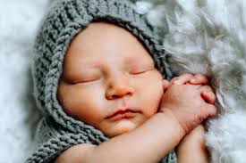 Hi my name is Archer and I approve of my baby blues opening so I can see  all the lovely ladies and avoid the crabby ol lab.