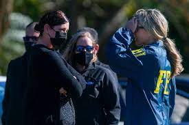 Two fbi agents were shot and killed and three others were injured while serving a search warrant early tuesday morning in a sunrise neighborhood, setting off a massive police response and lockdown. Gunman In Sunrise Fl Killing Of Fbi Agents Is David Lee Huber Miami Herald