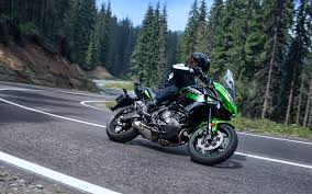 Download Wallpapers Kawasaki Versys 650 2018 4k New Motorcycles Sportbike Japanese Motorcycles Mountain Serpentine Kawasaki Besthqwallpapers Com Versys 650 Versys New Motorcycles