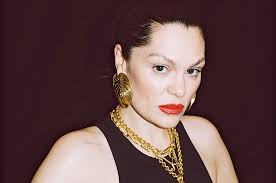 Micky James Debuts New Song “Walk The Line”