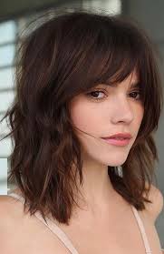 This angled bob has been colored with about 5 differing shades of brown, pink, beige, lavender and gray. 23 Best Shoulder Length Hairstyles For Women In 2021 The Trend Spoter