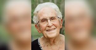 Obituary for Pauline Louise Maria Hoff