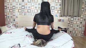 Facesitting: Brutal Facesitting fullweight -… ThisVid.com