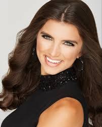 Abigail Grantham's Instagram, Twitter & Facebook