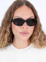 Illesteva Luna Black Grey Flat Lense Sunglasses. Shop Women's Accessories  Online or Visit West of Woodward in Yaletown, Vancouver