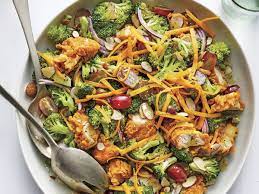 Crispy Chicken And Broccoli Salad Recipe Chicken Salad Recipes Main Dish Salads Broccoli Salad