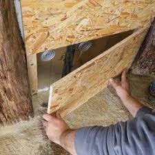 Isoler Une Toiture Par L Interieur Avec Des Panneaux De Polyurethane Isolation Toiture Isolation Combles Toiture