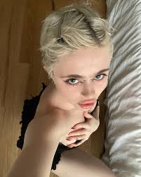 KENAH (@kenahjonel) • Instagram photos and videos