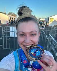 This medal Monday brought to you by the @rundisney Princess Half Marathon  Weekend Fairytale Challenge 👑 I was so excited to run my first Challenge  for @rundisney and it was a success!