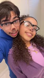 Simon and Jeanette Costume Friends