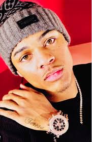 Where to find a happy birthday lawn sign company?