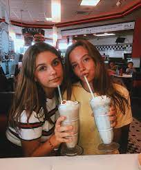 Milkshakes Besties Friends Friend Photoshoot Friends Photography Photos To Recreate