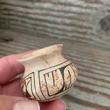 Vintage Manuela Olivas Mata Ortiz Miniature Polychrome Pueblo Hand Painted  Miniature Pottery