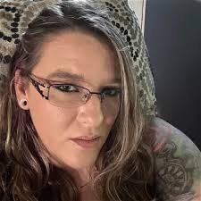 Richmond woman dies in car accident