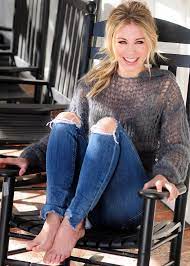 Jennifer Holland : rBestCelebrityFeet