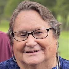 Susan Auer's Instagram, Twitter & Facebook