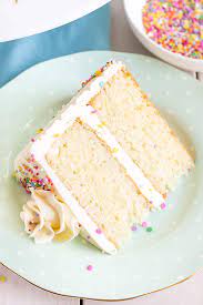 It's a soft and moist vanilla layer cake with homemade buttercream frosting. Vanilla Cake With Vanilla Buttercream Liv For Cake