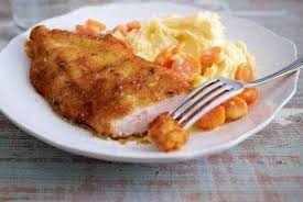 Bio Hahnchen Schnitzel Mit Sahnemohren Und Kartoffelpuree Rezept Lecker Rezepte Lecker De