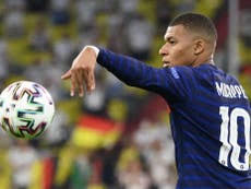 He still bit him regardless of whether or not he apologized to pogba and they embraced. Did Antonio Rudiger Bite Paul Pogba During France S Win Against Germany The Independent