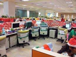 15 Office Christmas Decor Ideas That You Just Can T Afford To Miss Cheerschristmas Office Christmas Decorating Themes Office Christmas Decorations Christmas Themes Decorations