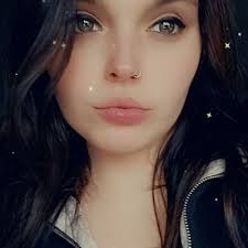 Taylor Renee 😈 (@missprisstaylor)