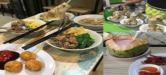 Tanah kosong di sepanjang rel kereta api memang mudah berubah menjadi tempat tinggal liar. Top 27 Tempat Makan Di Bandung Yang Enak Dan Murah 24 Jam