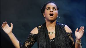 Les téléspectateurs de m6 découvriront un jury différent pour la si hélène ségara et eric antoine rempilent, ils seront accompagnés par deux nouvelles personnalités, dont une célèbre chanteuse. La France A Un Incroyable Talent Le Jury Totalement Bouleverse Par Luan Chanteuse Malvoyante Femme Actuelle Le Mag