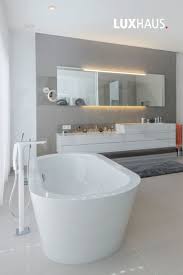 Bad En Suite Badezimmer Bad Badensuite Badezimmerensuite Inneneinrichtung Badgestaltung Badewanne Freistehendeb Badezimmer En Suite Haus Badgestaltung