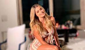 She is also known for her work as a presenter at noticias rcn. Candente Foto De Cristina Hurtado Deja Boquiabiertos A Sus Seguidores Kienyke