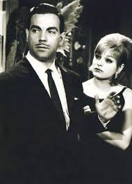 Ayhan Isik Ve Ajda Pekkan Nostalji Birzamanlar Istanlook Eski Film Afisleri Unluler Sinema