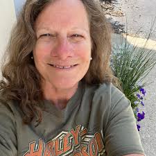 Flying home from my holiday today need a book rec to read