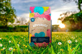 Lots of cats prefer to 'graze' throughout the day instead of being restricted to meal times, eating between 8 and 16 times a day if given the chance! Mars Petcare Uk To Launch First 100 Insect Based Cat Food Pet Food Processing