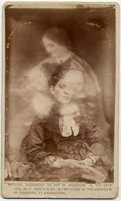 Thread by @wikivictorian, Spiritualism in the Victorian/Edwardian era: A  THREAD Spiritualism is a religious movement based on [...]