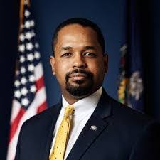 Earlene Green's Instagram, Twitter & Facebook