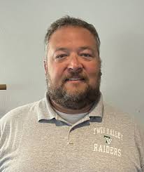 Gary Silverman Receives “Outstanding Educator Award.” The Sullivan County  School Boards Association (SCSBA) named Gary Silverman, a long-time science  teacher at the Robert J. Kaiser Middle School (RJK), as a recipient of