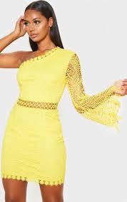 New In Fashion Trends Women S Clothing Prettylittlething Usa Yellow Bodycon Dress Lace Bodycon Dress Yellow Lace Dresses