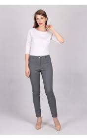 So when we say that something is no longer trendy, that doesn't mean bright side has done some research to show you which styles will set the trend next season and which ones will begin to fade. Pantalon Femme