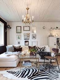 While i wouldn't want an entire living room decked out in zebra and other animal print decorations and furniture (or bedroom), adding a splash of zebra print. 40 Stunning Zebra Print Ideas For Living Room Decoration Rugs In Living Room Zebra Living Room Living Decor