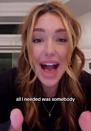 Somebody Savannah Dexter Lyrics