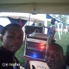 Team swichtone (simiti sounds) hallo Neno moja tukisonga Then useme tuanze  wap ?