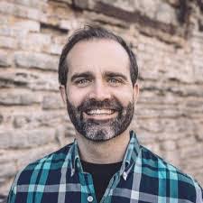 Corey Lincoln's Instagram, Twitter & Facebook