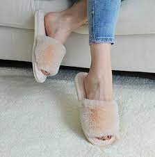 Happy feet slippers in metallic colors and with attached embellishments such as buckles and motifs on the straps can also be worn with casual wear to make them look chic. Women S Faux Fur Slippers Faux Fur Slippers Womens Faux Fur Slippers