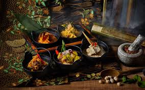 Dilampirkan juga takwim solat dalam bentuk pdf bagi kawasan kuala lumpur dan kawasan yang sewaktu dengannya untuk bulan ramadhan 1442 hijrah. Ramadan 2021 The Best Buka Puasa Meals For Dine In And Delivery Tatler Malaysia