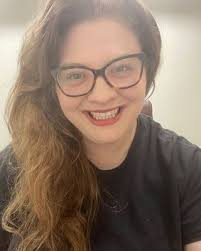 Caitlin Mackay's Instagram, Twitter & Facebook