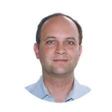 Robert Arko's Instagram, Twitter & Facebook