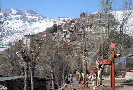 Book hotel la cornisa, farellones on tripadvisor: Descubre Los Secretos De Farellones El Guardian De Los Tres Valles Chile Lugares De Nieve